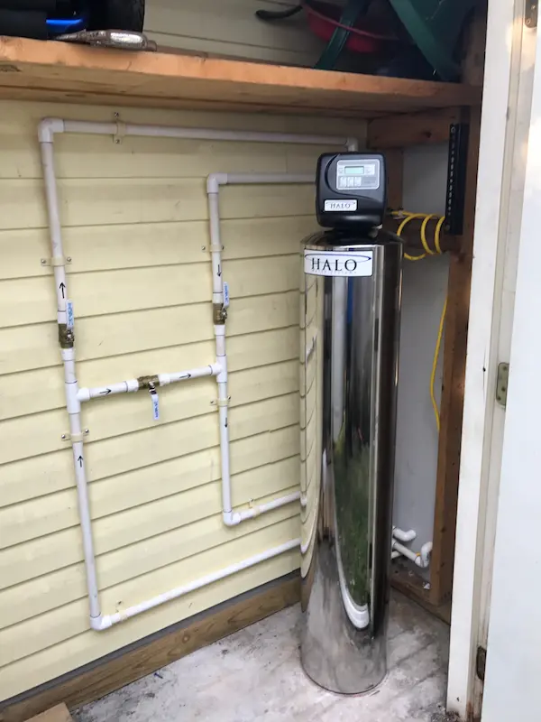 water-filtration-softening-system-install-tampa whole house water filtration and softening system installation in Tampa